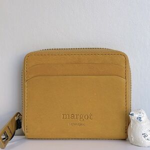 Margot DANA Genuine Leather Compact Wallet New With Tag 🏷️